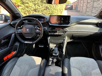 2021 Peugeot 208 GT - 12