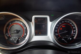 Fiat Freemont 2.0 16V MultiJet 125kW MT6 - 12