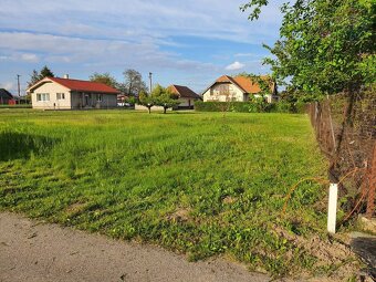 Pozemok 1000 m2, Veľký Kýr, Na sihoti - 12
