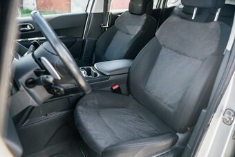 Peugeot 3008 1.6 HDi AT6 2011 - 12