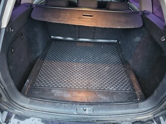 Volkswagen golf 6 1.6tdi 77kw DSG automat - 12