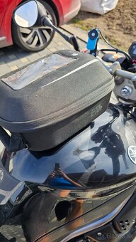 Yamaha XJ6 (2009), 57 kW – 69 900 km, české značky, výbava - 12