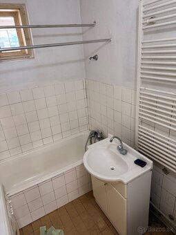 Rodinný dom 3 izbový - 12