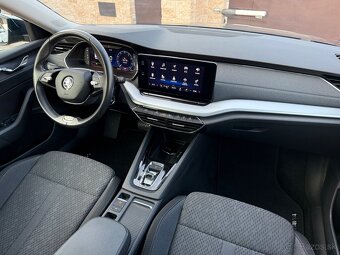 Skoda octavia 2.0tdi 110kw style dsg - 12