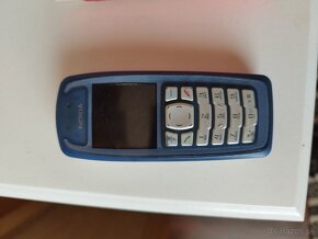 Nokia - 12