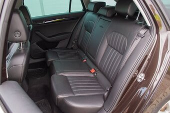 Škoda Superb Combi 2.0 TDI 190k 4x4 L K DSG - 12