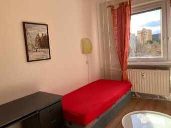 VOĽNÁ SAMOSTATNÁ IZBA V CENE 280 EUR - 12