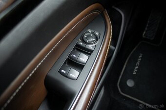 Opel Insignia 2.0 Turbo Innovation 4x4 AT8 - 12