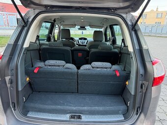 Ford Grand C-Max 2.0 TDCi 7 miest - 12