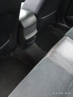 Ford Mondeo 2.0 titanium - 12