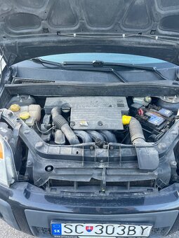 Ford Fusion - 12