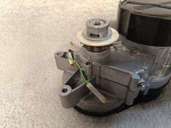 NOVÝ - motor babetta 210 , uloženka - 12