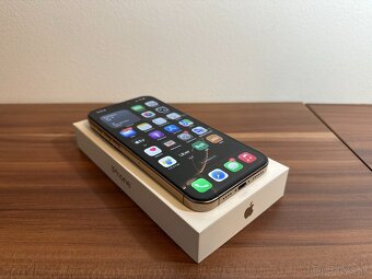 Apple Iphone 16 pro max 256GB Desert Titanium - zlatý - 12