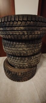 Predám zimné pneumatiky 205 55 r16 - 12