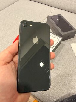 iPhone 8, 64GB Space Gray - 12