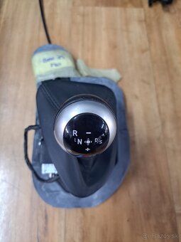 BMW M3 Cabrio E92 diely - dvere, strecha, radiaca páka - 12