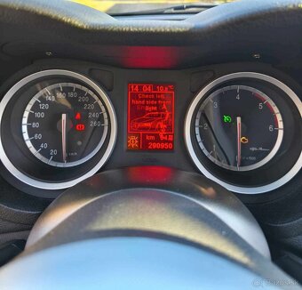 Alfa Romeo 159 SW - 12