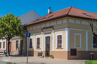 ZNÍŽENÁ CENA na objekt pre podnikanie v centre Kažmarku - 12