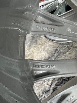 Originál Volkswagen r17 model Montana - 12