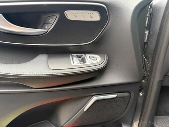 Mercedes Benz V Class V300d 4matic 7-miestne - 12