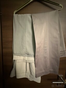 Predám dámske kostýmy pre managerku veľkosť 38 - 12