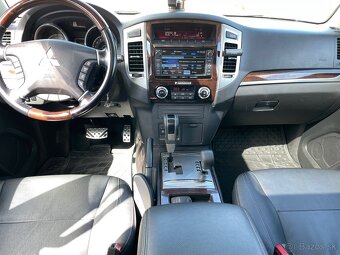 Mitsubishi Pajero 3.2 - 12