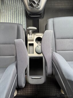 Honda CR-V 2.0i-VTEC, Benzín – 1. majiteľ, len 35 200 km - 12