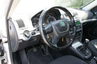 Škoda Octavia 2.0 TDI Elegance - 12