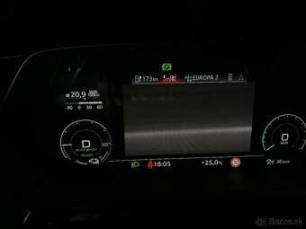 Audi e-tron 50 quattro S-line - 12