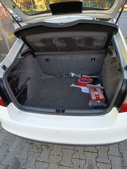 Škoda Rapid 1.2 tsi 63 kw - 12