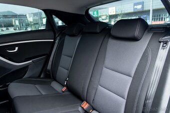 Hyundai i30 - 12