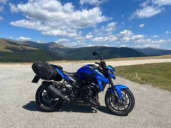 Suzuki GSX-S 750 - 12