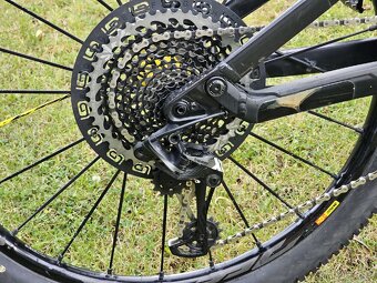 Canyon Torque CF9 - 12