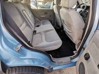 Land Rover Freelander 2.0 - 12