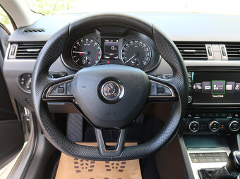 Škoda Octavia Combi 1.6 TDI 2016 Style Xenon Navi Kessy R18 - 12
