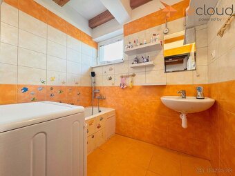 4 izbový bungalov v obci Valča, 232 m2 - 12