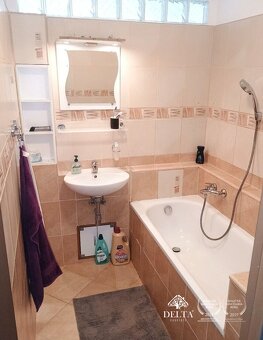 Zrekonštruovaný 3 izb. byt s 2 balkónmi  Banská Bystrica pre - 12