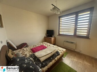 3 - IZBOVÝ BYT NA SÍDLISKU ZÁPAD - 12