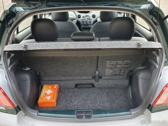 Toyota Yaris 1,0 vvti 50kw - 12