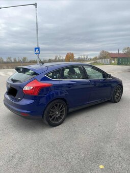 Ford focus - 12