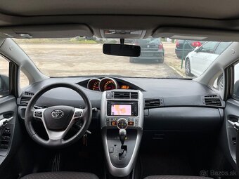 Toyota Verso 2.2 D-CAT = 7 Miest, Automat, Navi, Panoráma  = - 12