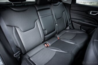 Jeep Compass 1.5 e-Hybrid Night Eagle, 96kW, AT7 - 12