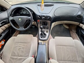 Alfa Romeo 166 2.4 JTD 100KW - 12