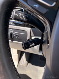 Volkswagen Touareg 3.0TDI 193kw AT/8 - 12