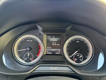 ŠKODA OCTAVIA COMBI, STYLE, 1,0TSI, MANUÁL, 1/2020 - 12