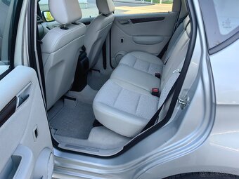 Mercedes-Benz A trieda 200 CDI Elegance Autotronic - 12