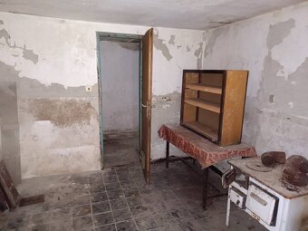 Na predaj rekreačná chata s pozemkom – Nová Baňa (záhradkárs - 12