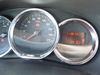 Dacia Lodgy 1,6i 2013 - 12