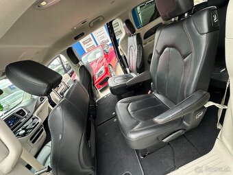 Chrysler Pacifica II Limited – Luxusné 7-miestne - 12