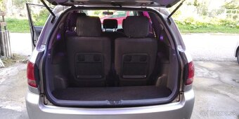 Toyota Avensis Verso 2.0 vvti LPG - 12